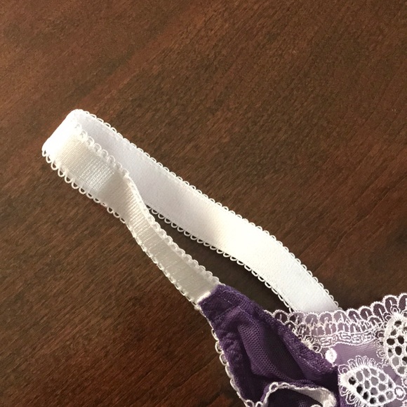 Women’s Bra - Picture 5 of 8